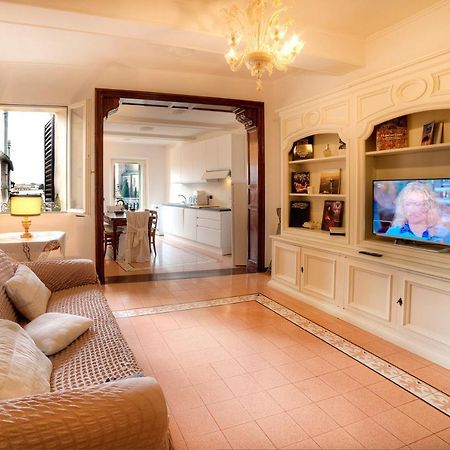 Dama Charming Apartment 100M From Piazza Del Campo Siena Exterior foto